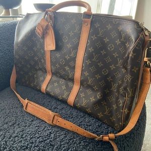 Louis Vuitton Keepall Bandoulière 50
